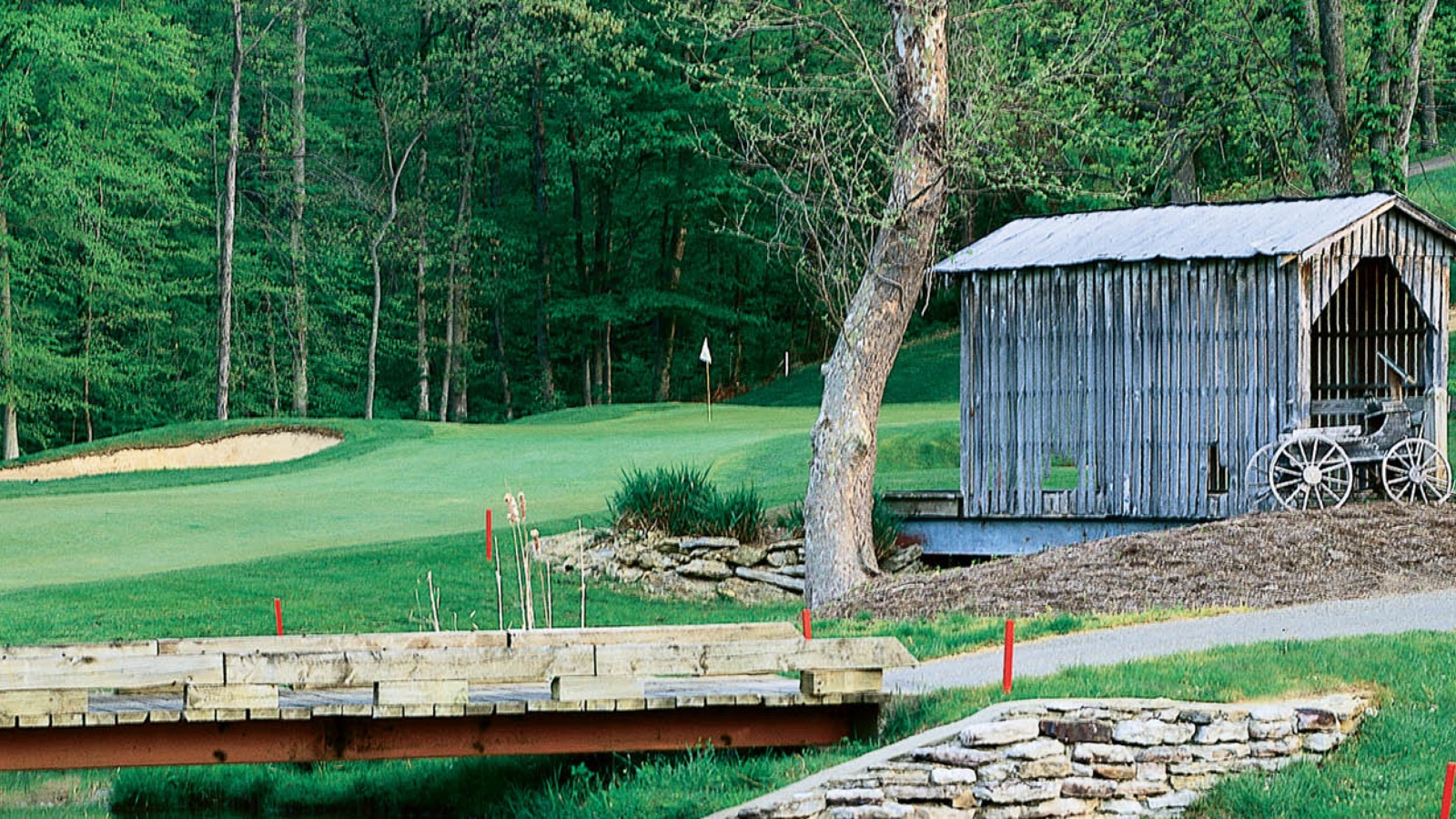 Book online tee times at EagleSticks Golf Club